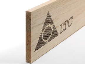 Logo auf einer Leiste