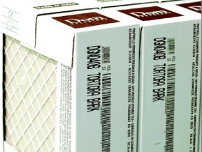 Druck auf der Verpackung der Fliesen