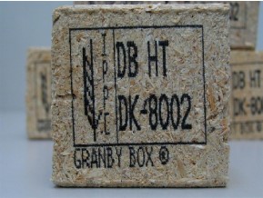 Kennzeichnung und Logo auf einem Holzblock