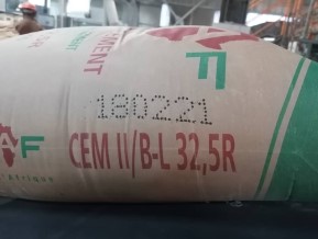 Kennzeichnung auf einer Zementtüte